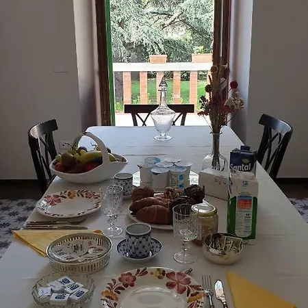 La Oda ve Kahvaltı *